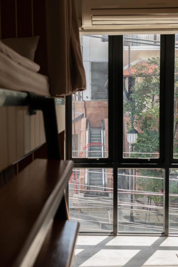 Bed Addict Hostel Chiang Mai Extérieur photo
